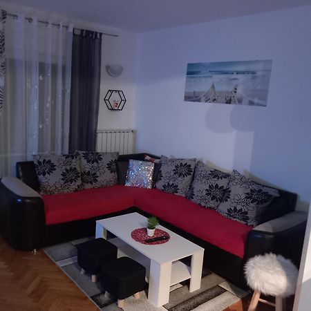 Apartman Petra Palit Exterior photo